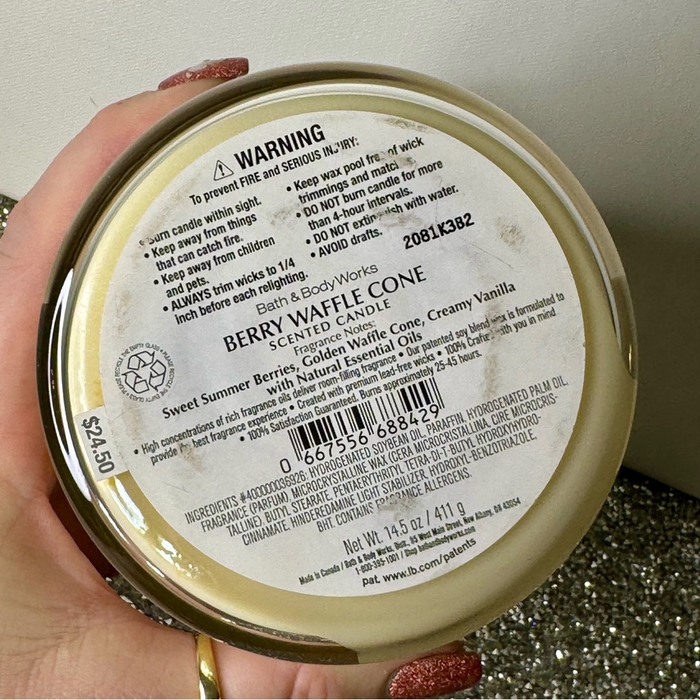Bath and Body Works 3 Wick Candle Berry Waffle Cone Limited Edition NWT - Picture 4 of 6